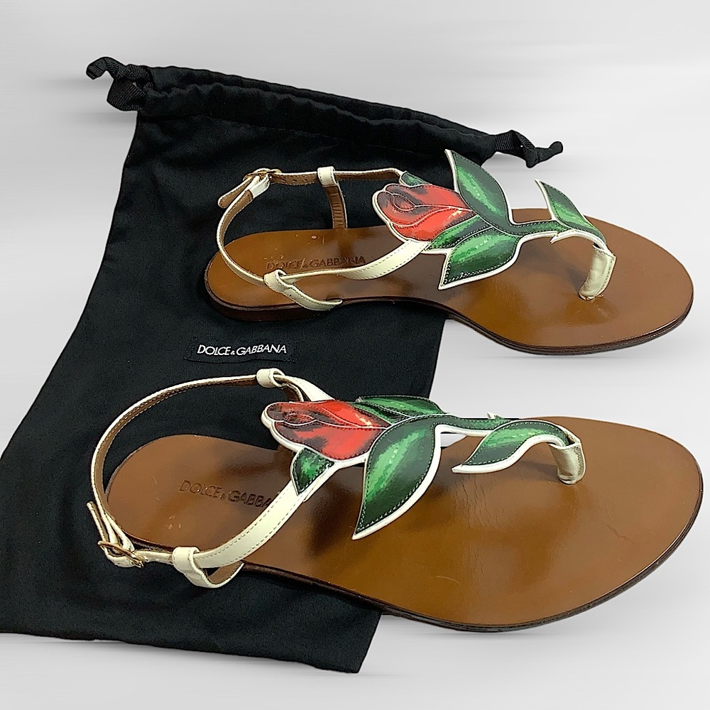 🛑Sold🛑Dolce & Gabbana Rose Thong Strap Leather Sandals Size 7.5